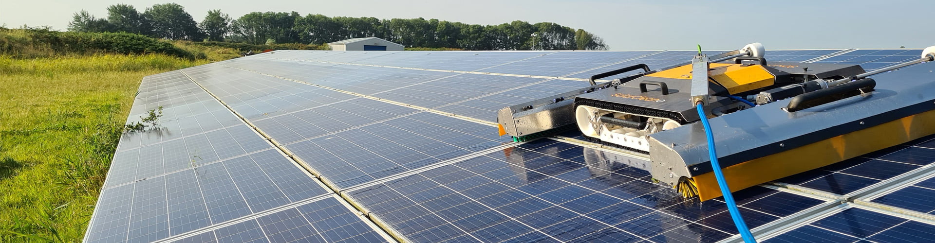 Zonnepaneel Reiniging - Zonneparken reinigen